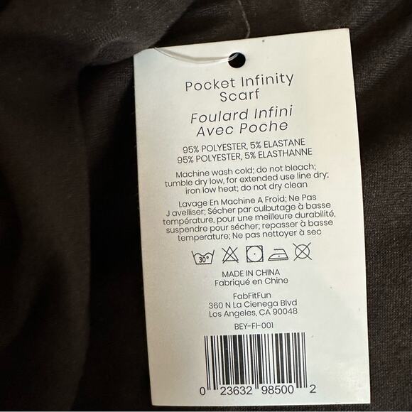 NWT Beyond Yoga Infinity Hidden pocket Scarf Black NEW Exercise Hidden Pocket - Picture 12 of 14